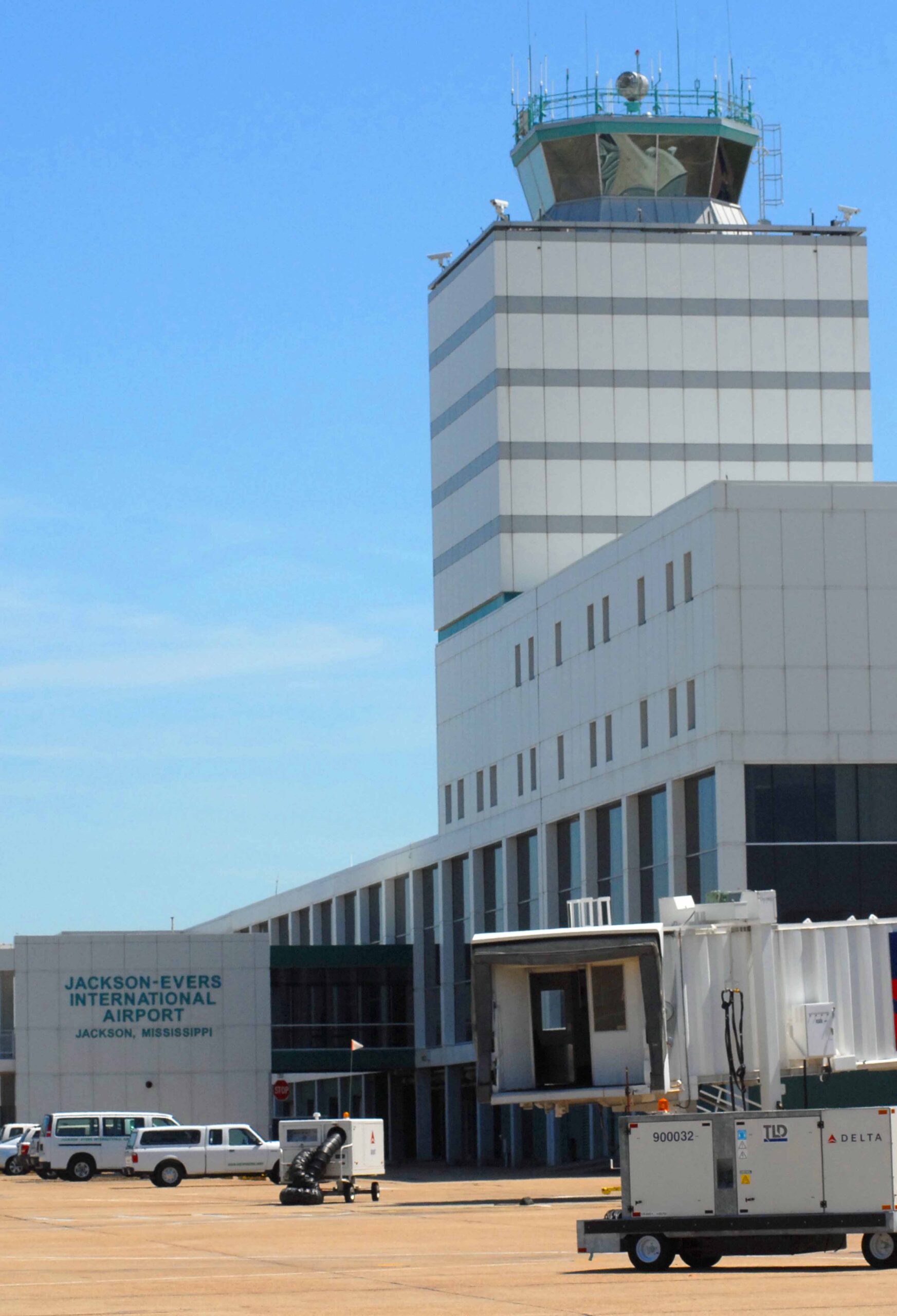 Barrie Airport Limo – Toronto Pearson Airport Limo Service