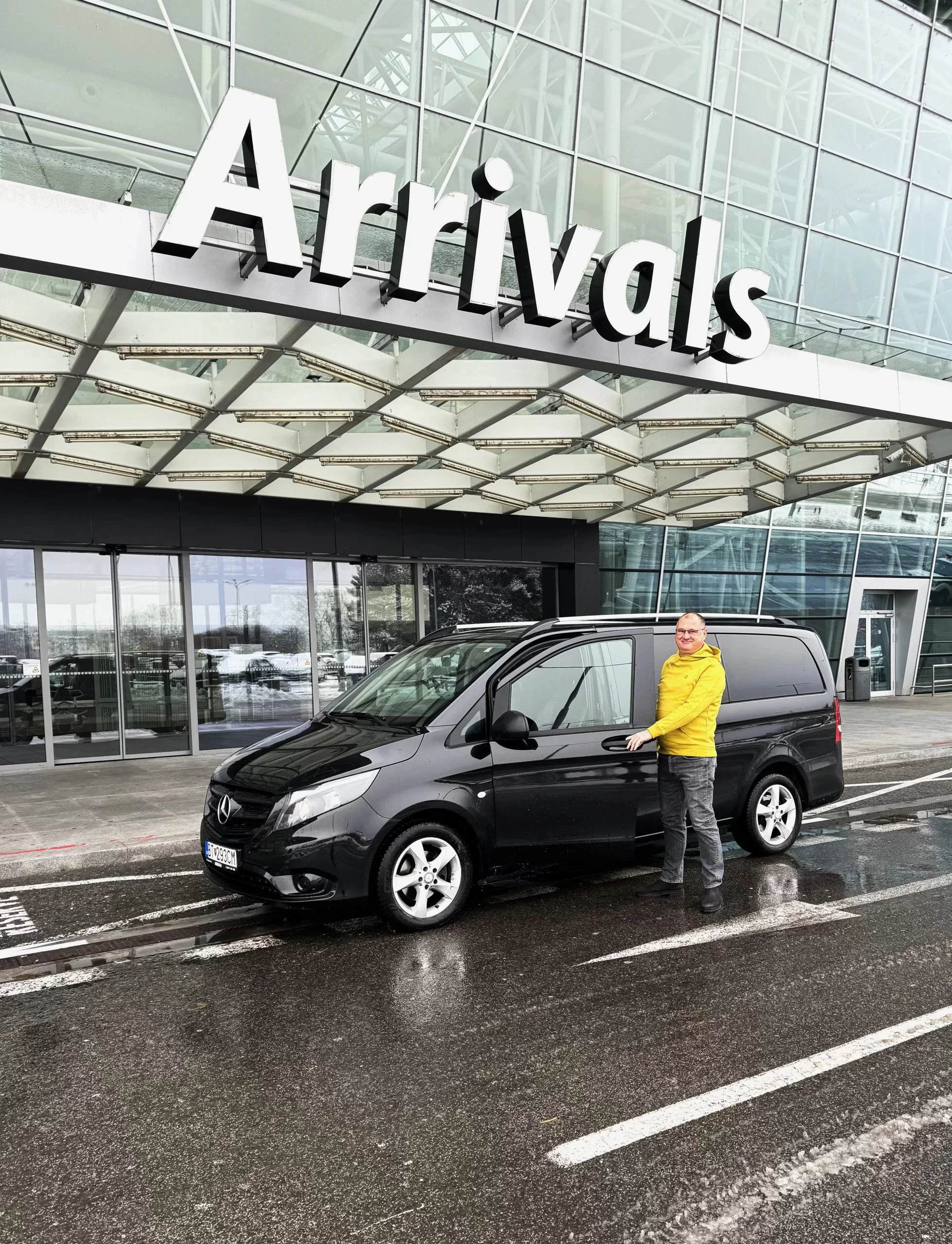 Airport Limo - Toronto Pearson Airport Limo Service