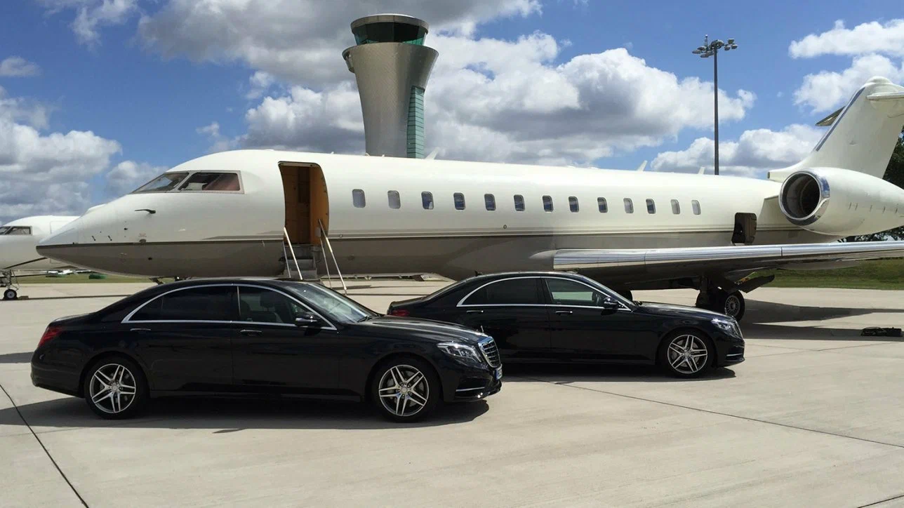Airport Limo - Toronto Pearson Airport Limo Service