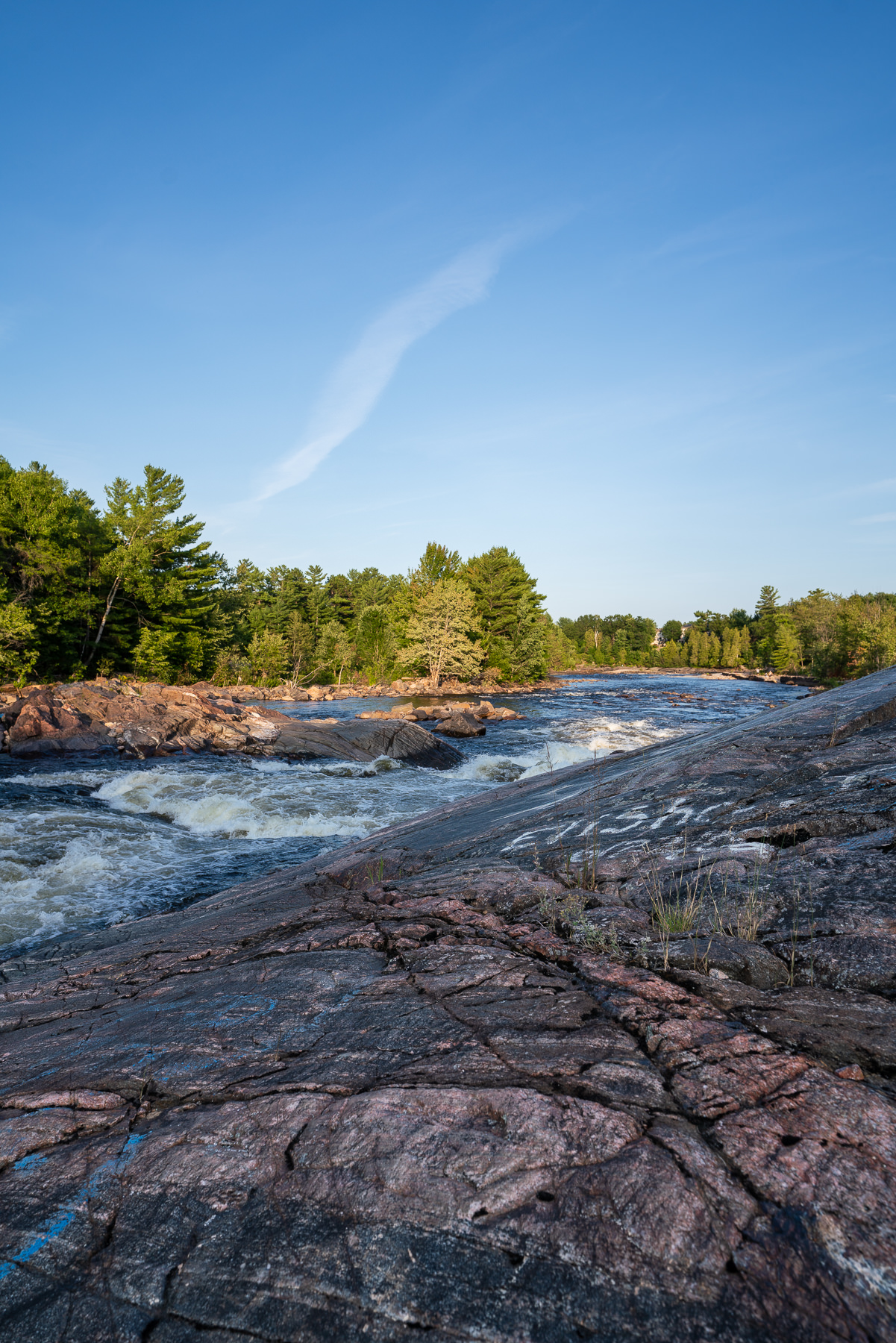 Petawawa Airport Limo – Toronto Pearson Airport Limo Service