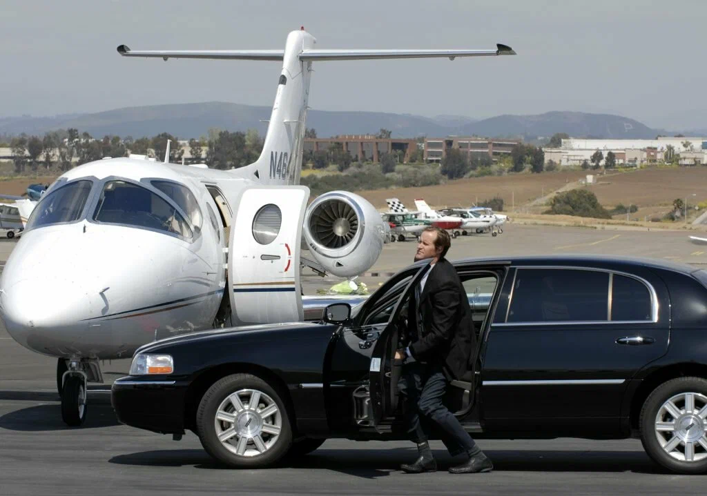 Airport Limo - Toronto Pearson Airport Limo Service