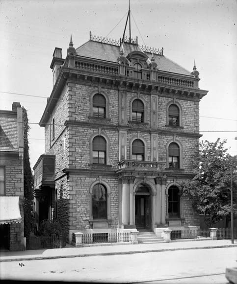 Airport Limo Downtown Toronto