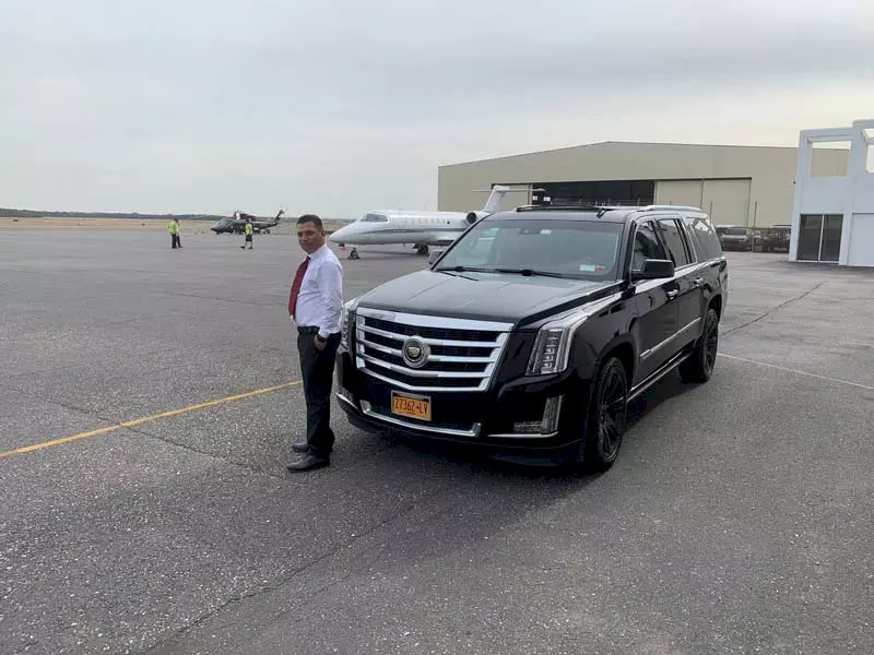 Ketlebey Airport Limo – Toronto Pearson Airport Limo Service