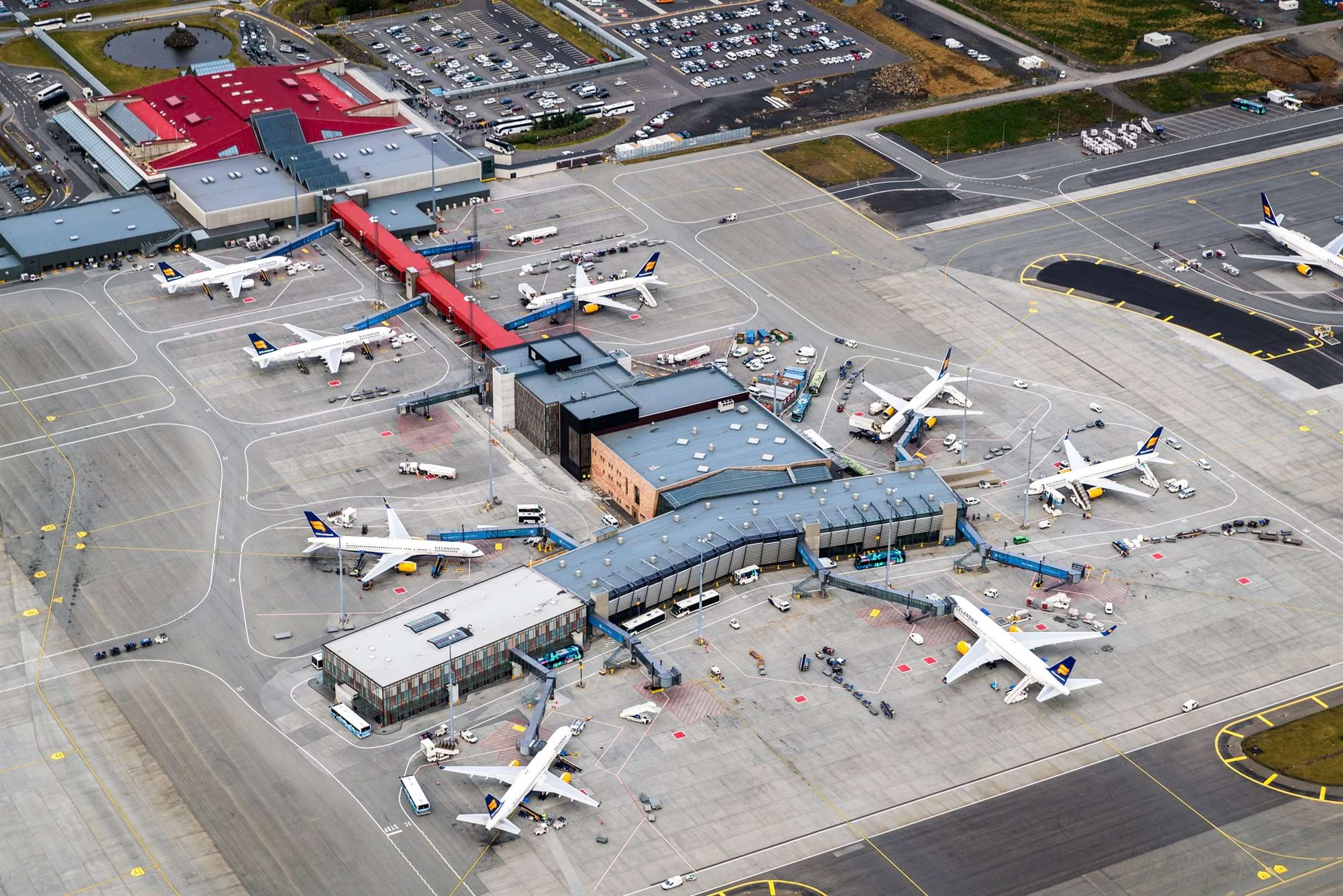 Ketlebey Airport Limo – Toronto Pearson Airport Limo Service