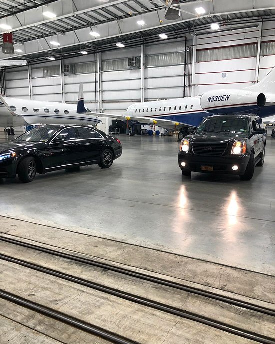 Toronto Pearson Airport Limo Services-Pearson Limo Service