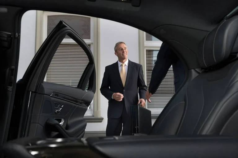 Toronto Pearson Airport Limo
