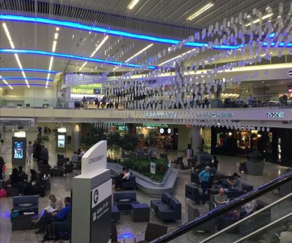 271fc1b144d989610843299a943b1390