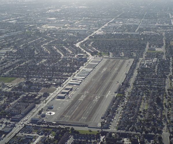 COMPTON_AIRPORT_2
