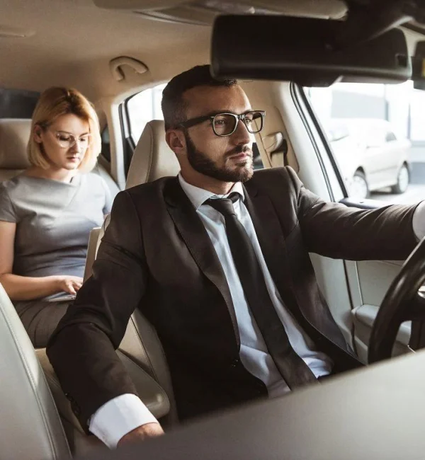 Chauffeur Service Toronto - Toronto Pearson Airport Limo Service