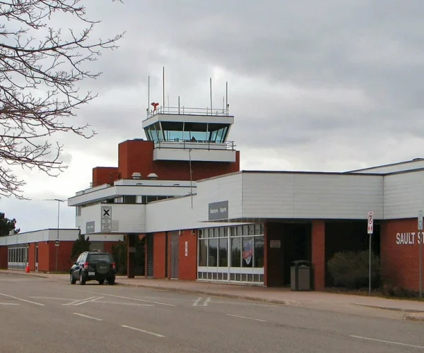 Sault Ste. Marie Airport Limo - Pearson airport limo service