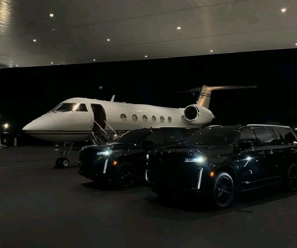 Arthur Limo Service - Toronto Pearson Airport Limo Service