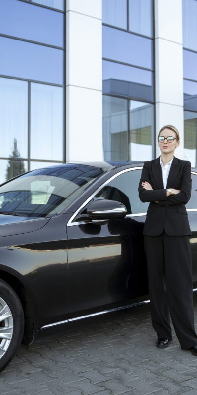 Aylmer Airport Limo vs. Rideshare - Toronto Pearson Airport Limo Service