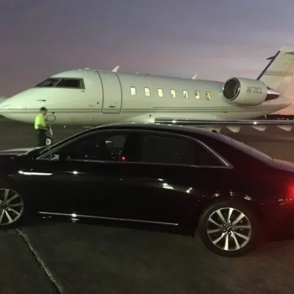 Toronto Pearson Airport Limo