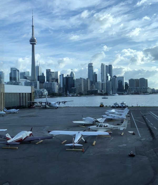 Billy Bishop Airport Limo Service - Toronto Pearson Airport Limo Service